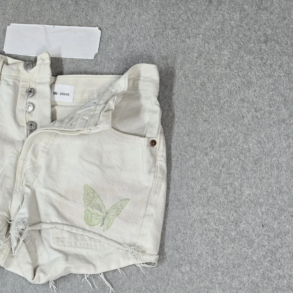 Levi's Women Shorts 26 White Denim Embroidered Shorts Graphic Cut Off